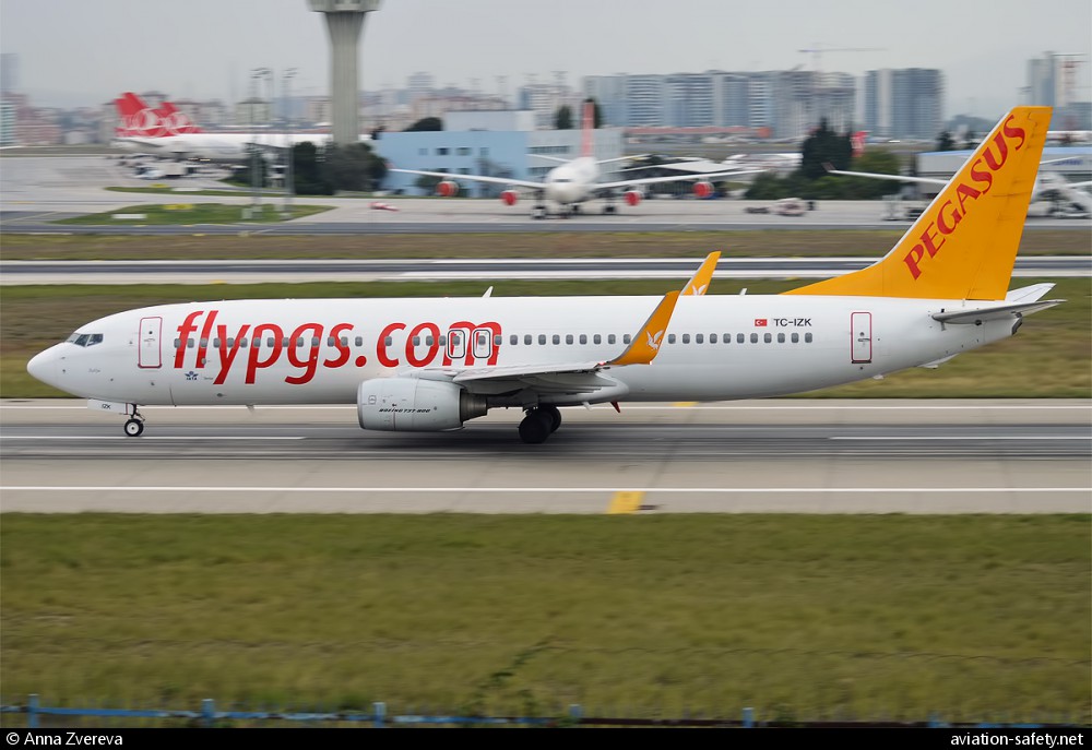 Boeing 737-86J (WL)    Pegasus Airlines